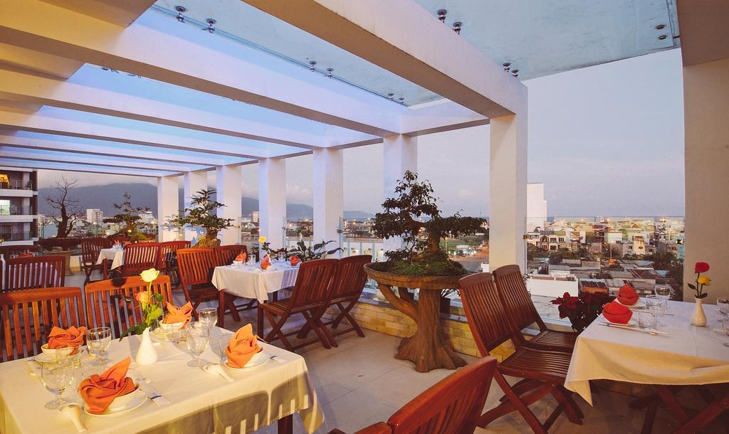 Blue Beach Hotel Da Nang Exterior photo