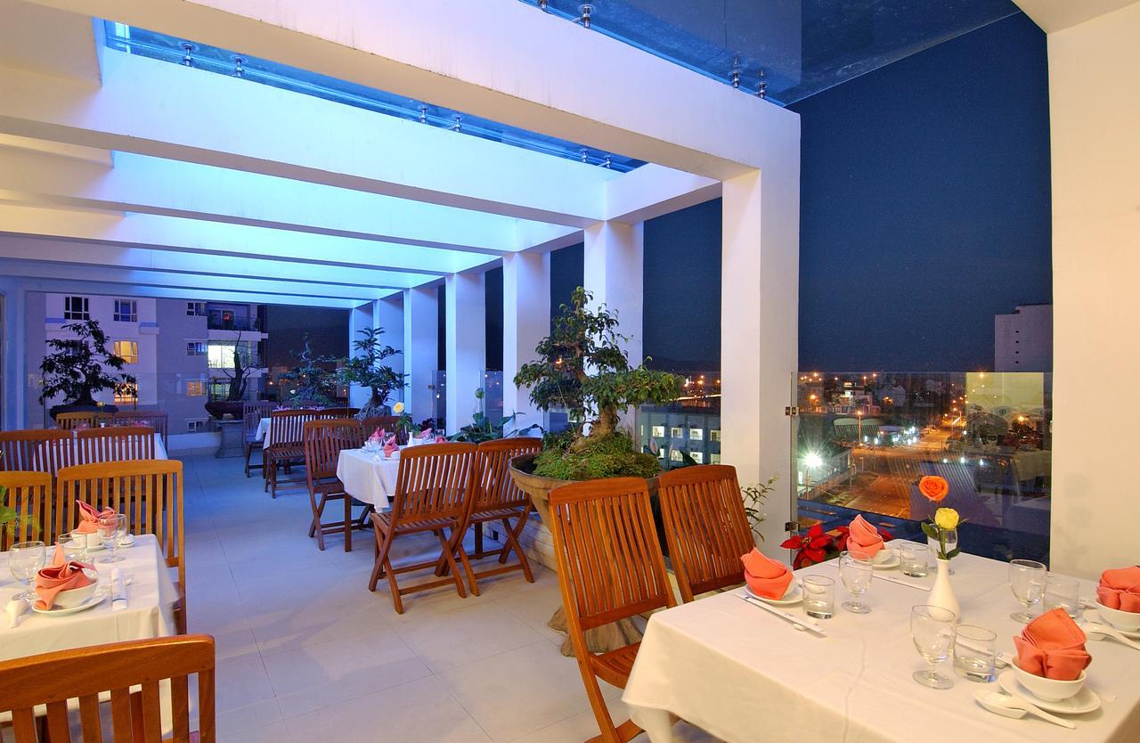 Blue Beach Hotel Da Nang Exterior photo
